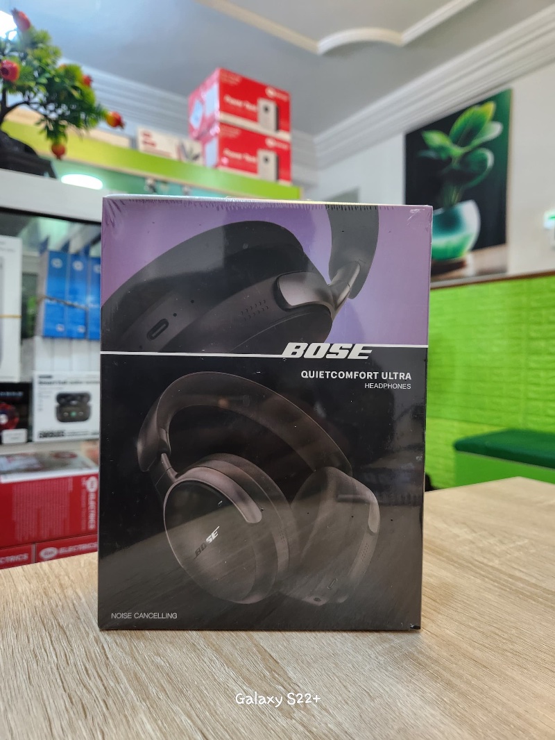 Bose QuietComfort Ultra Noise Cancelling Headphones